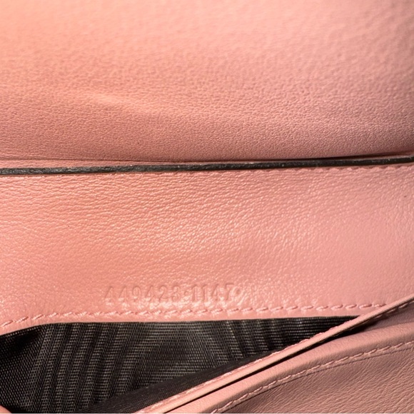 *sold* Authentic Gucci Micro GG Embossed Zip Wallet | Blush Pink - Picture 4 of 10